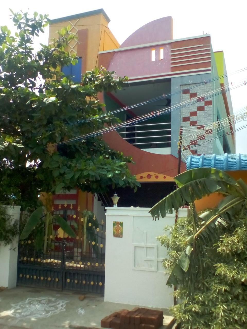 Sai Guest House Tiruvannāmalai Exteriör bild