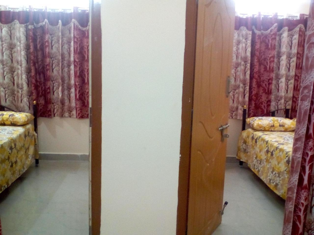 Sai Guest House Tiruvannāmalai Exteriör bild